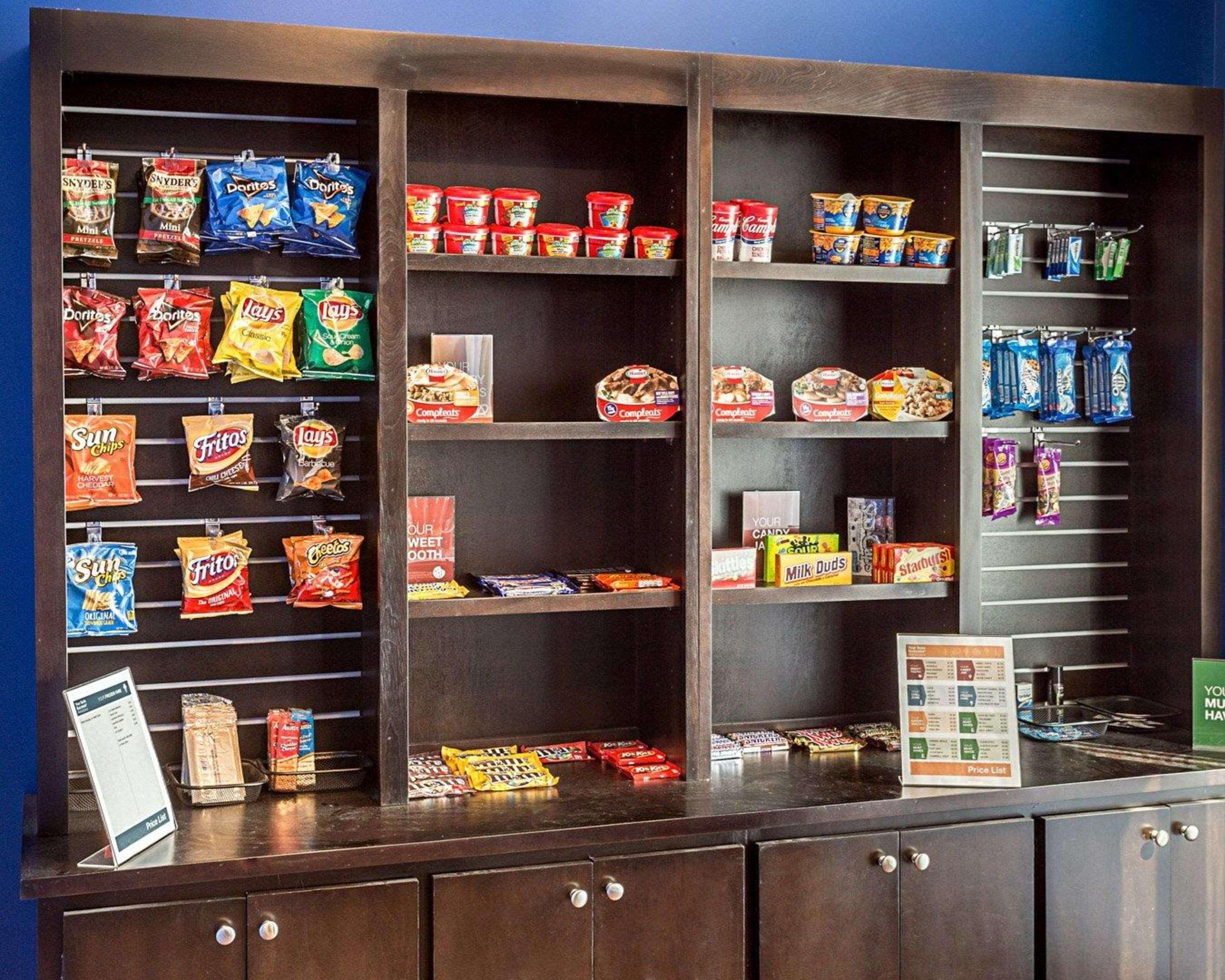 Comfort Suites Near Tanger Outlet Mall Gonzales Zewnętrze zdjęcie