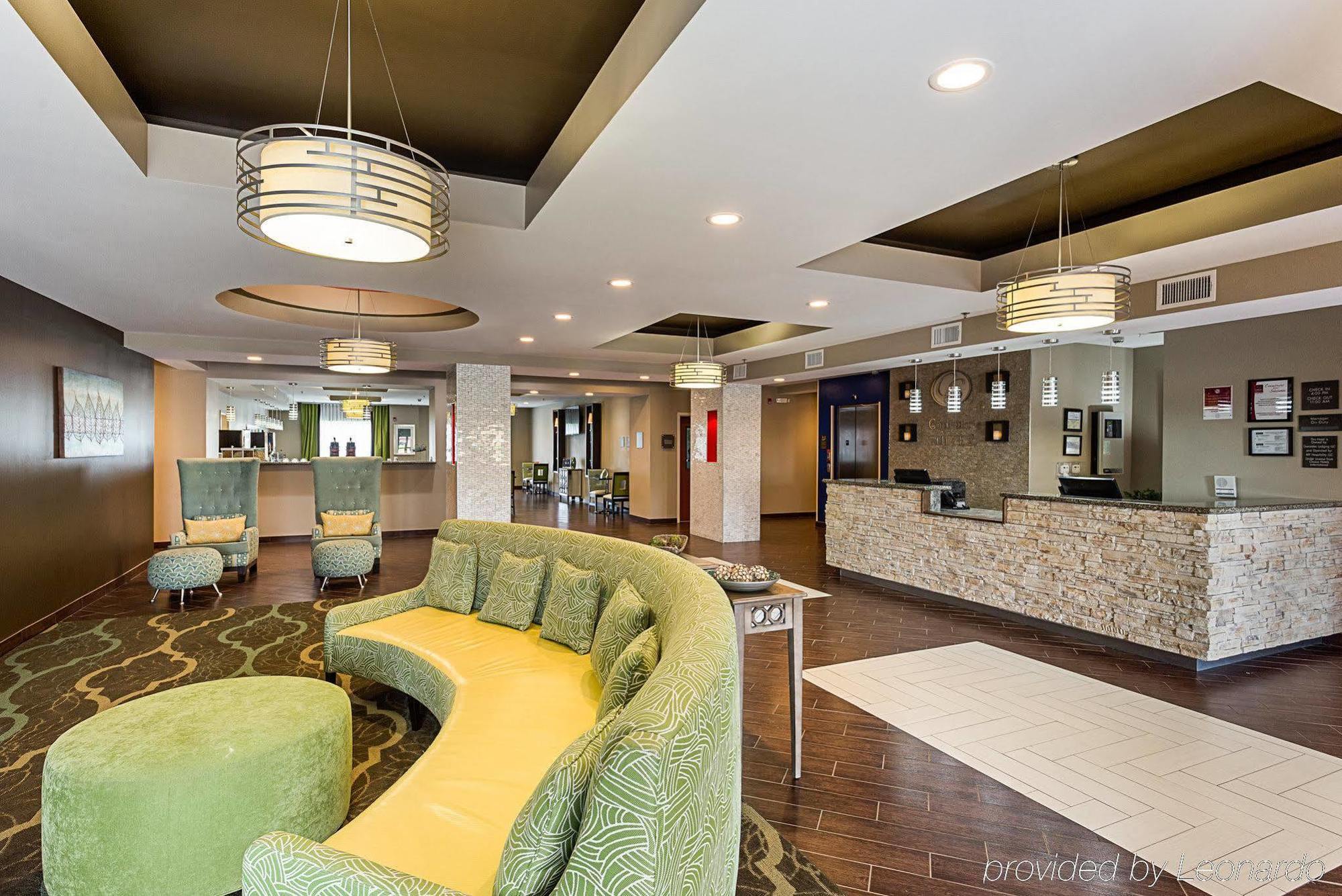 Comfort Suites Near Tanger Outlet Mall Gonzales Zewnętrze zdjęcie