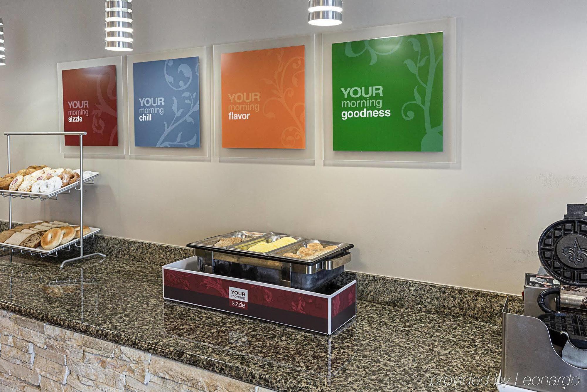 Comfort Suites Near Tanger Outlet Mall Gonzales Zewnętrze zdjęcie